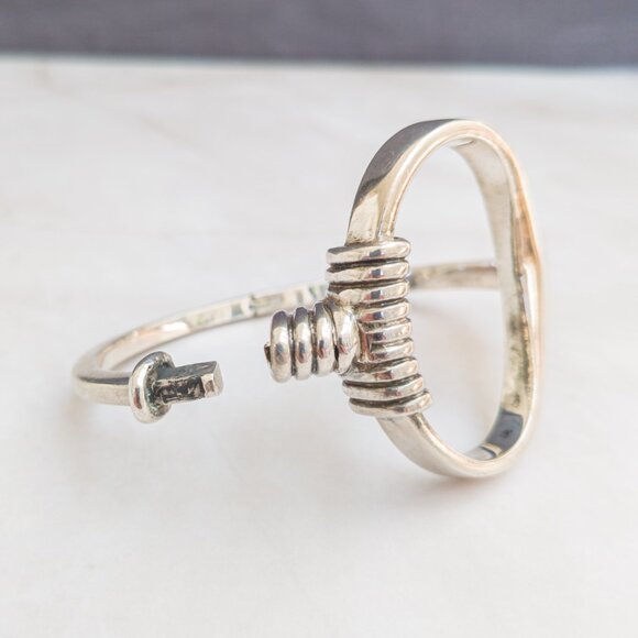 Sterling Modernist Loop Bangle (59.8g, Paris) - Picture 8 of 8